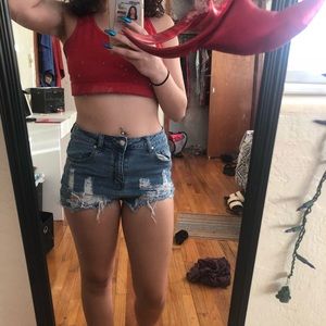 ripped jean shorts 🍭
